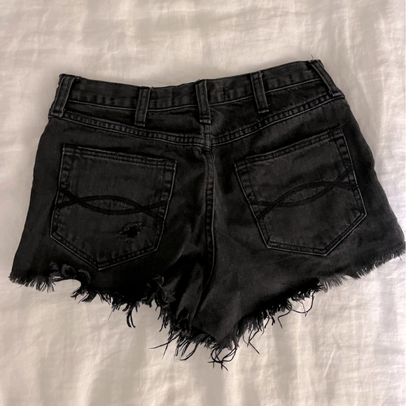 A&F Distressed Denim Shorts - Picture 2 of 2